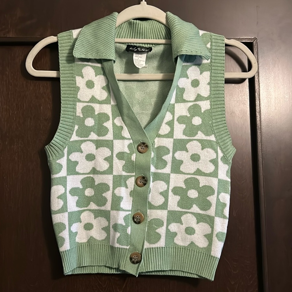 Floral Pattern Collar Sweater Vest